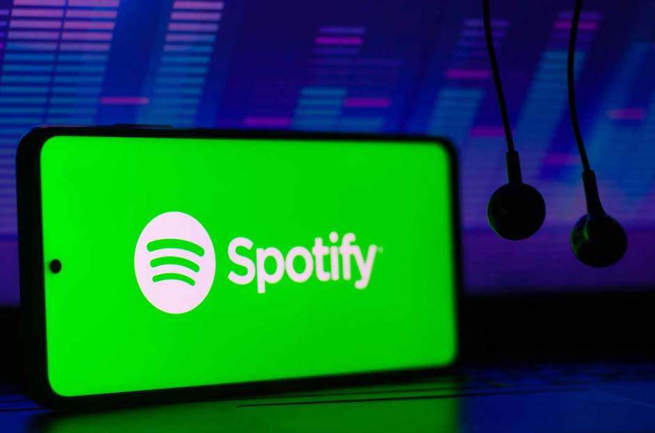 Spotify Users Can Watch Music Videos in 97 Countries Now