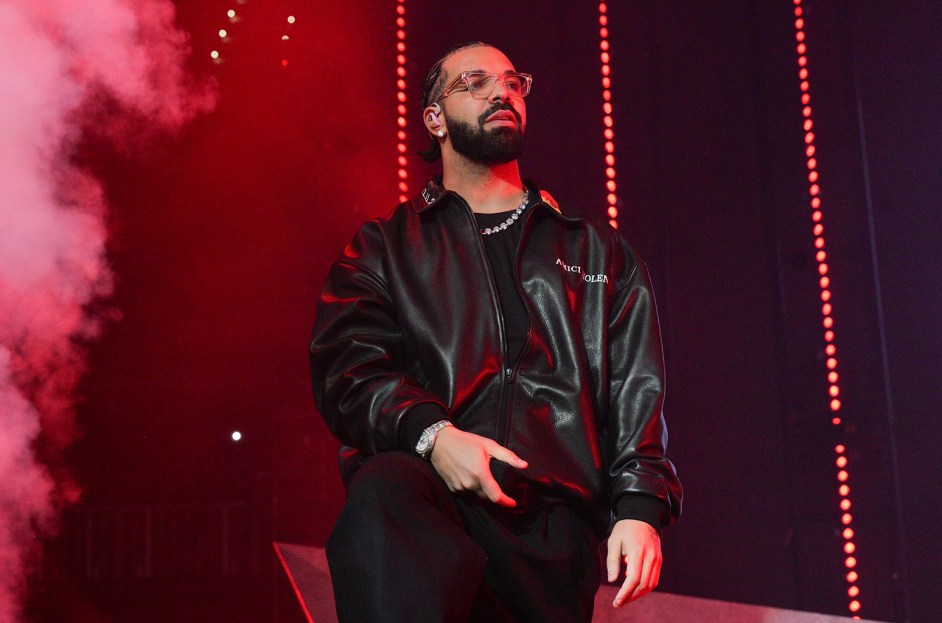 Drake Gives Fan $20,000 After Beating Them at Rock-Paper-Scissors Game During Concert