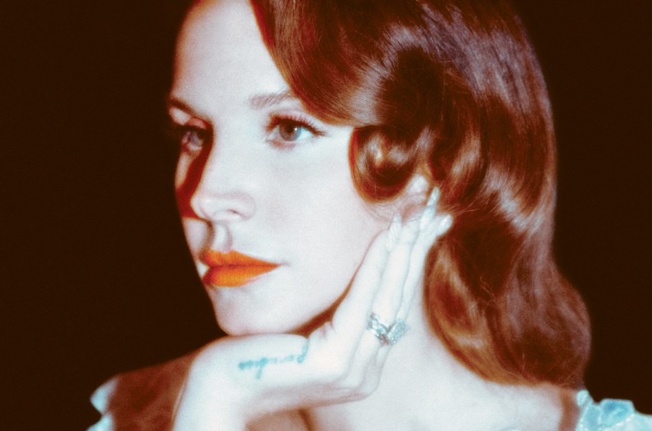 Lana Del Rey Proves She Was Always (And Also Never) Country With Stagecoach Festival Performance