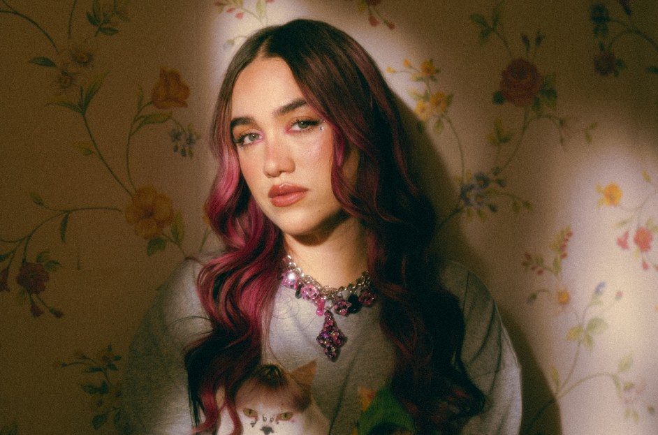 Ela Taubert Breaks Down 5 Essential Tracks From Her Debut Album, ‘Preguntas a las 11:11’