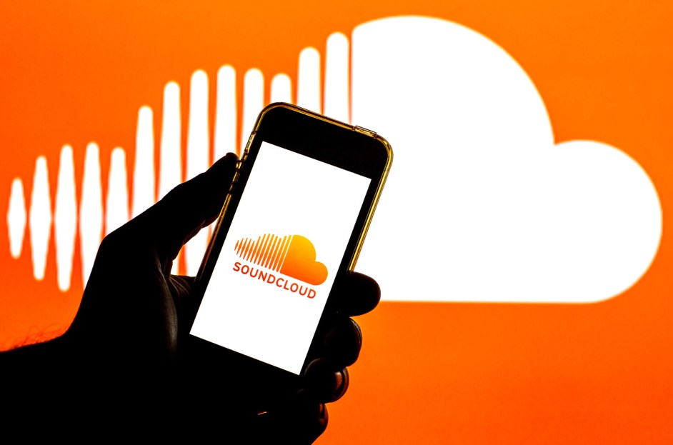 The Deals: SoundCloud Teams With ‘Print-on-Demand’ Vinyl Supplier, Reservoir Invests in Lightroom