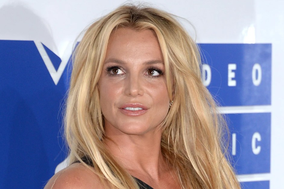 Britney Spears Responds to Family’s Christmas Celebration on Instagram