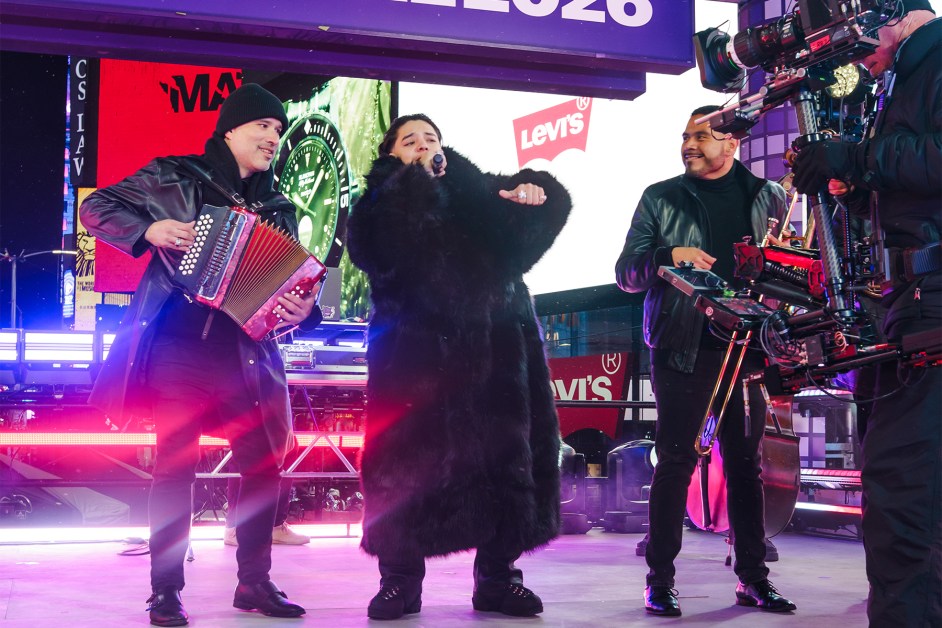 Xavi Rings the New Year in Times Square & More Uplifting Moments in Latin Music This Week