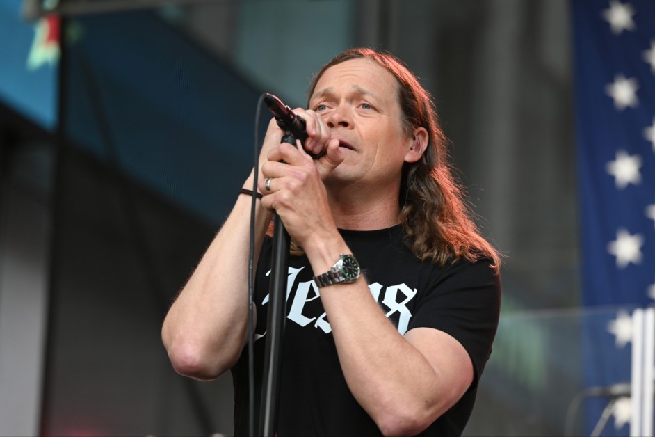 3 Doors Down’s Biggest Billboard Hot 100 Hits: ‘Kryptonite’ & More