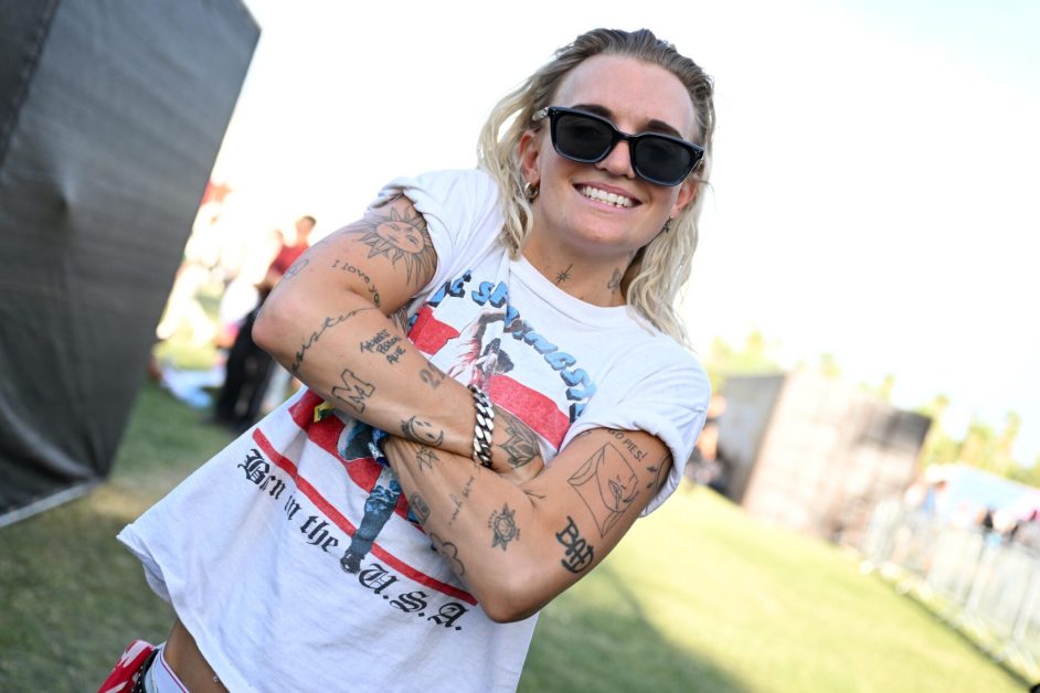 G Flip and Vanessa Amorosi Perform ‘Absolutely Everybody’ at Melbourne Arena Show