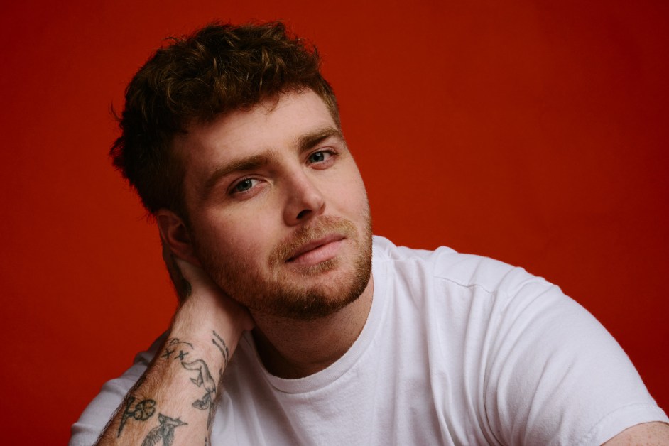 Alex Warren’s ‘Ordinary’ Becomes Longest-Leading Top Gabb Music Songs No. 1