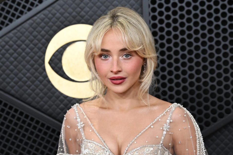 Watch Sabrina Carpenter Dance to Bad Bunny in a Lionel Messi Jersey Ahead of Lollapalooza Argentina: ‘Ole Ole Ole’