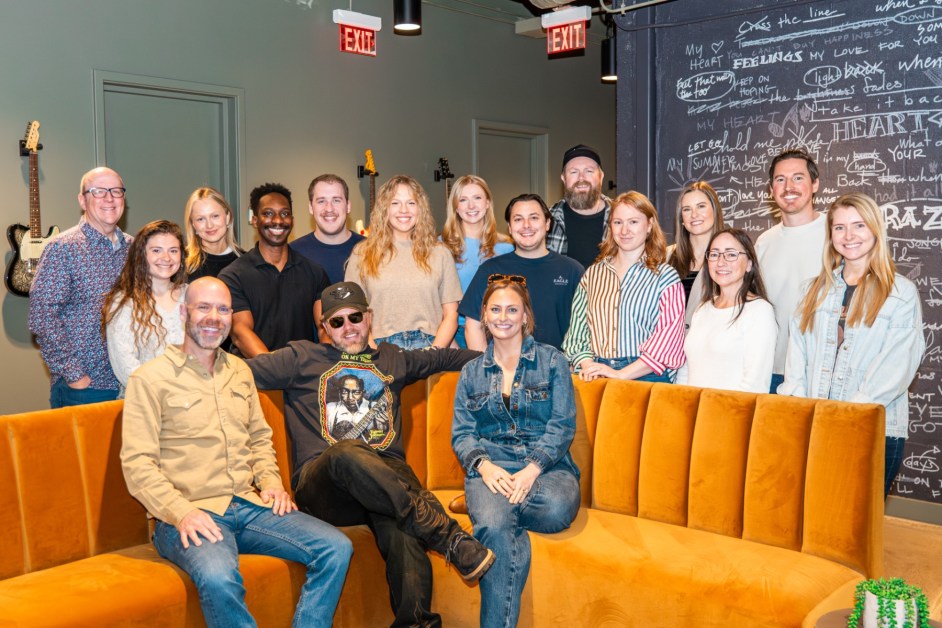 ERNEST Inks Publishing Deal With Warner Chappell Music Nashville