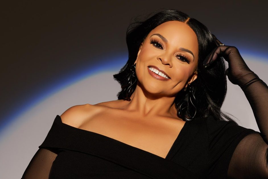 Tamela Mann Ties Kirk Franklin for Most Gospel Airplay No. 1s: ‘I’m As Grateful As I Was for My First No. 1’