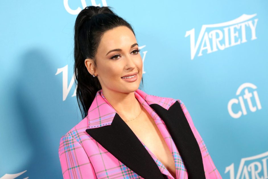 Kacey Musgraves Recounts Being ‘Followed’ by UFOs on Recent Flight: ‘Just Didn’t Look Normal’