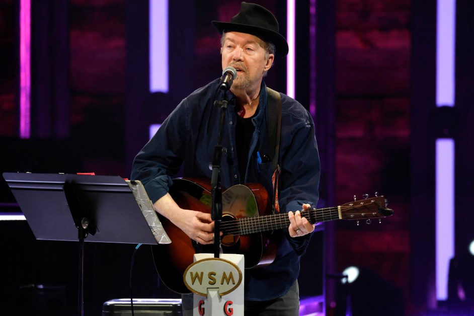 Don Schlitz, Grammy-Winning Composer of ‘The Gambler,’ Dies at 73