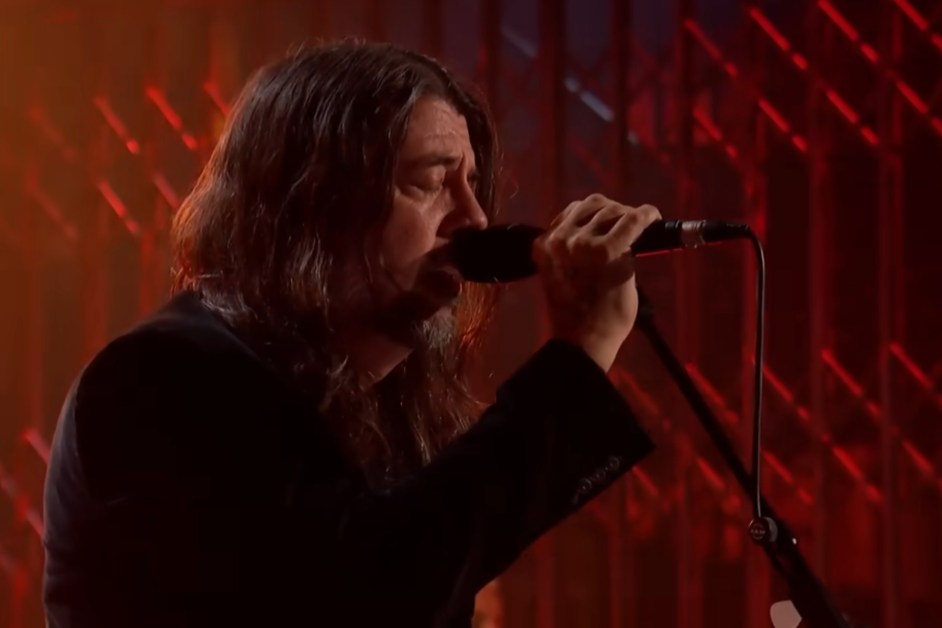 Foo Fighters Debut ‘Caught in the Echo’ & ‘Child Actor’ Live on ‘SNL UK’