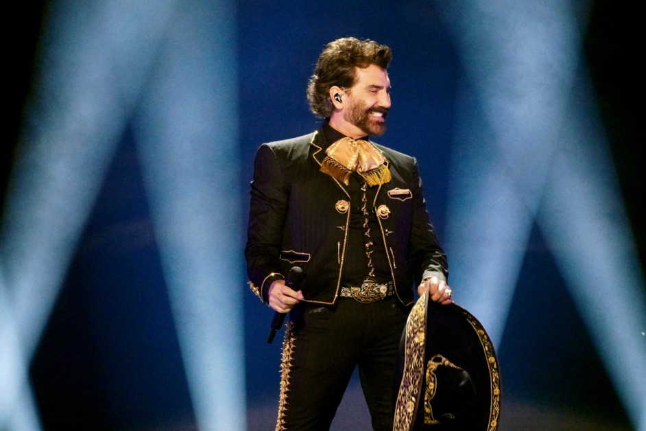 Alejandro Fernández & Banda MS to Headline the Arre Festival, Returning to Mexico City in 2026
