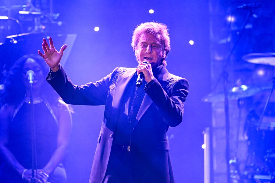 Barry Manilow Releases New Version of 1992 Album  Track ‘Another Life’: Watch the Lyric Video