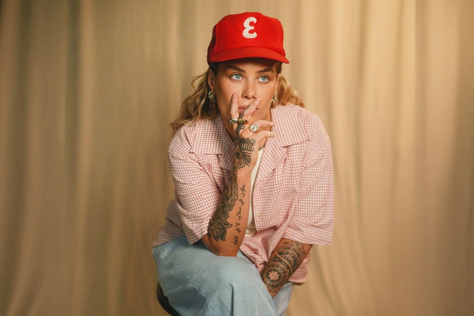 Signed: Tash Sultana Inks Record Deal With BMG; Dexys Midnight Runners Make Heavenly Pact