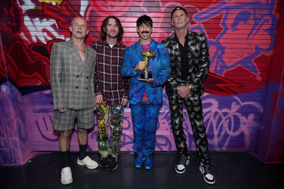 Red Hot Chili Peppers Sells Recorded Music Catalog to WMG for Over $300 Million