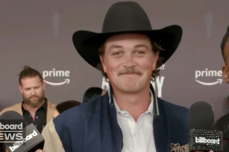 Zach Top’s Take on Leading 90s Country Revival, Not Hitting the Sophomore Album Slump & More | ACM Awards 2026