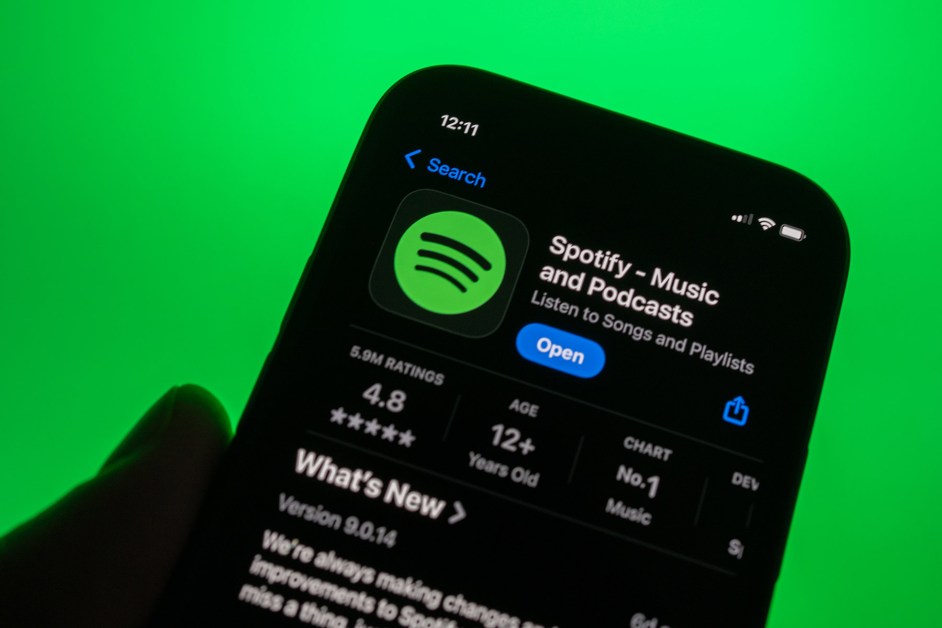 Spotify And UMG Announce Licensing Deal To Allow for AI Covers and Remixes
