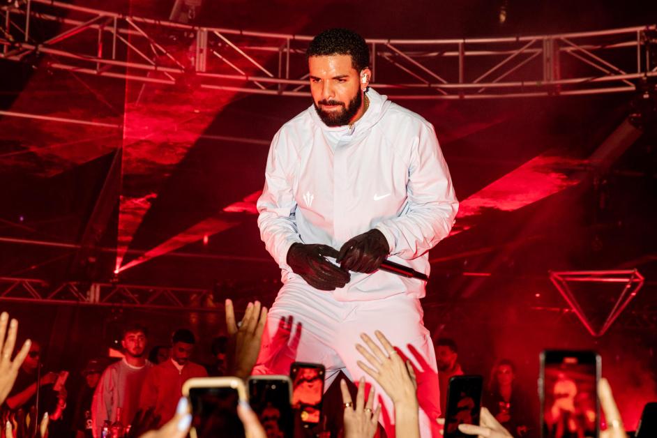 Drake Sets ARIA Chart Record