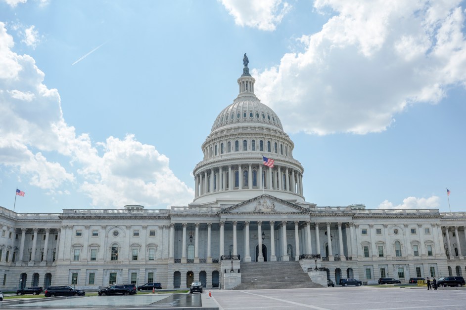 New Federal Music Law Would Let Indie Artists Team Up Against AI & Streaming: ‘Level The Playing Field’