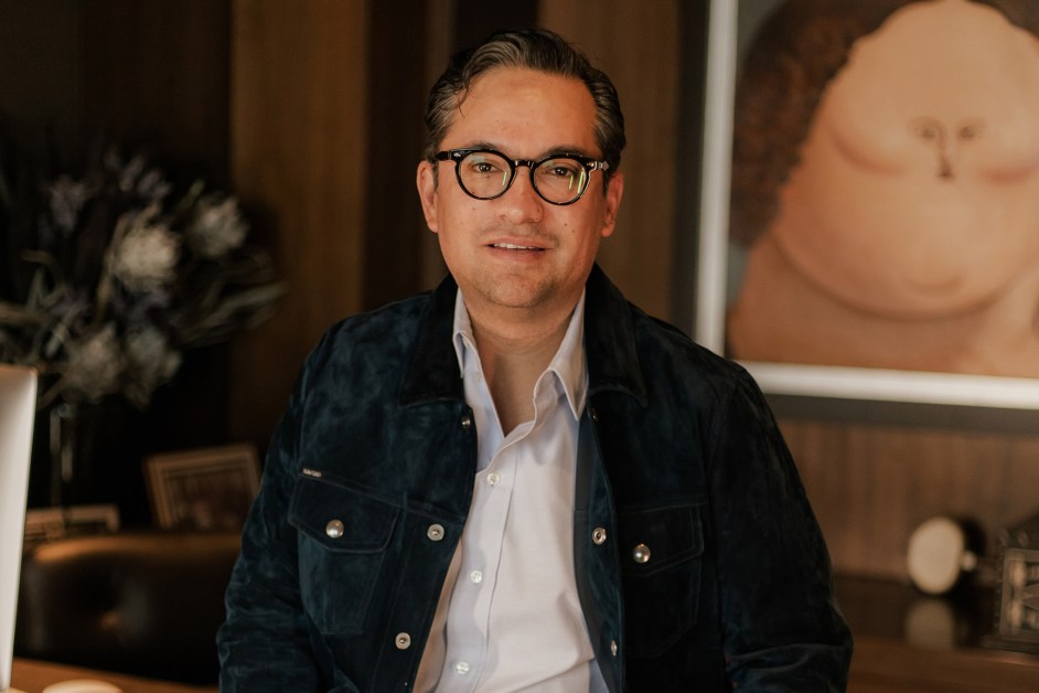 Carín León’s Manager Jorge Juárez on the ‘Significant Cultural Moment’ of History-Making Sphere Shows