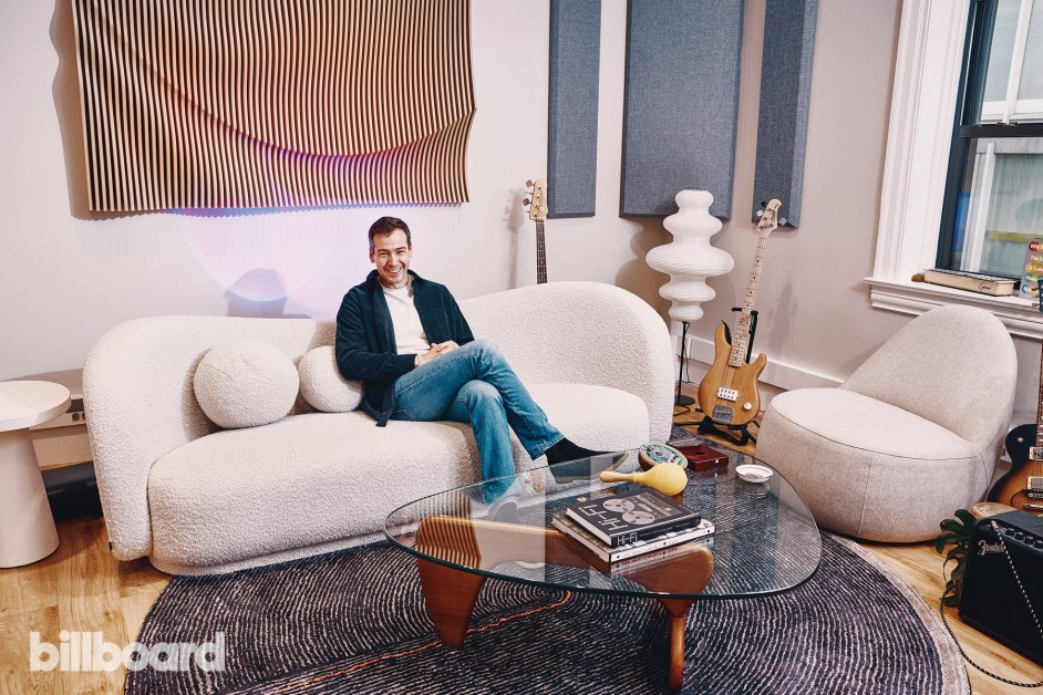 Suno Raised $400M Ahead of New AI Model Made in Partnership With Music Industry Establishment