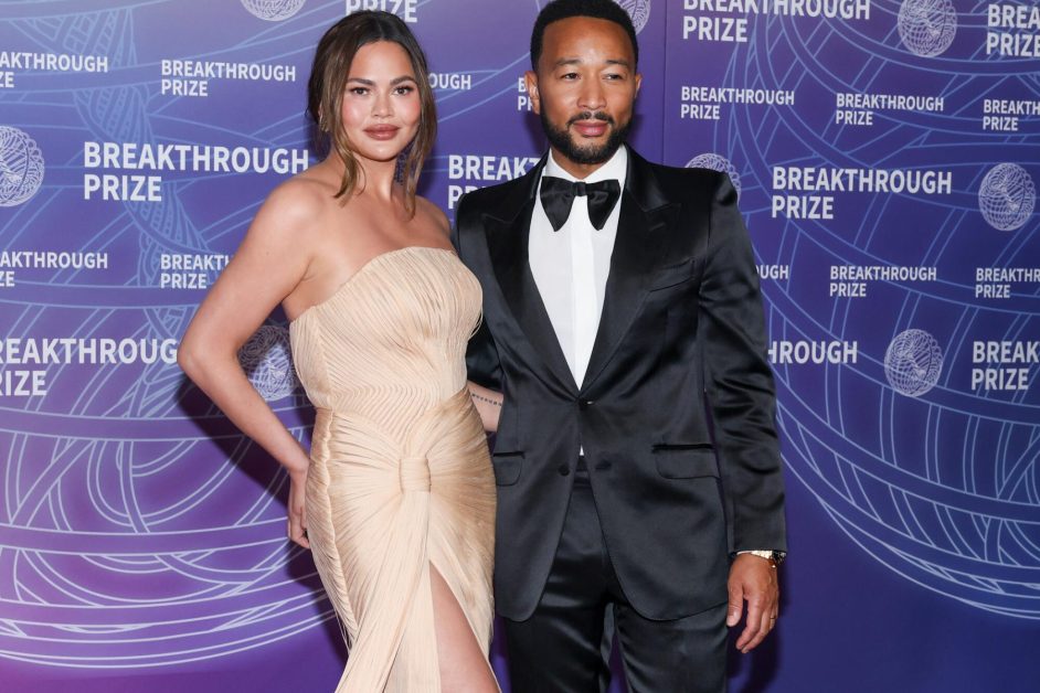 John Legend Comforts Wife Chrissy Teigen After Death of Her Father: ‘We Love You So Much Papa Ron’