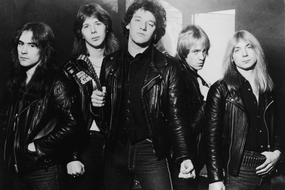 Iron Maiden Enforce Phone-Free Standing Area at Paris La Défense Arena Show