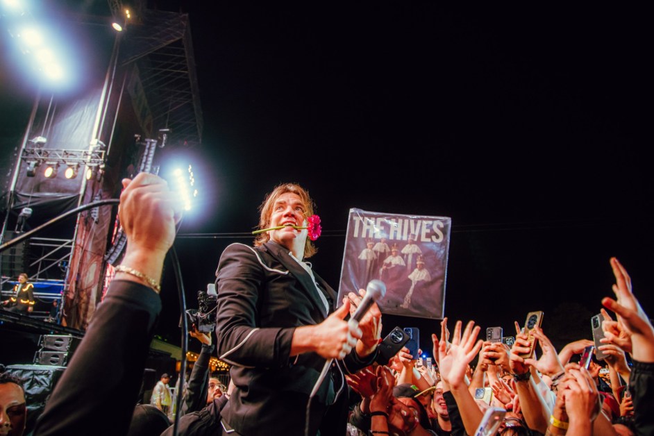 How The Hives Conquered Latin America in Spanish & Portuguese: ‘We Really Like It Here’