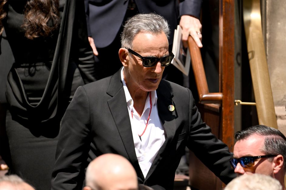 Bruce Springsteen Pays Tribute to Clive Davis at Music Exec’s Funeral: ‘He Was Born to Run … Everything’