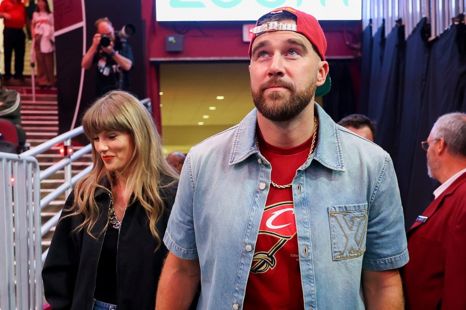 Taylor Swift & Travis Kelce’s Wedding Vows: What Guests Have Revealed