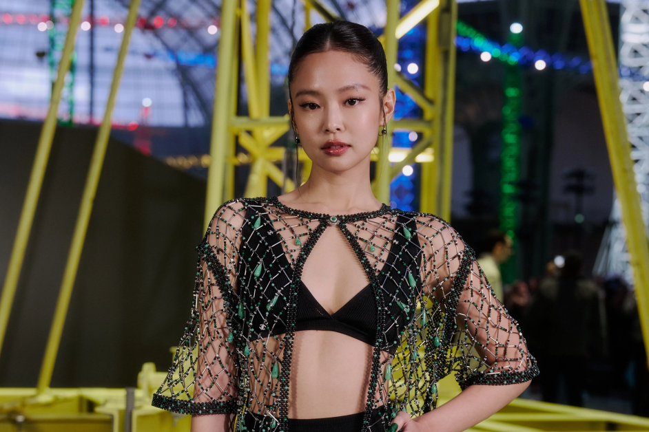 JENNIE Debuts Unreleased Songs at Open’er Festival, Teases New Music ‘Soon’