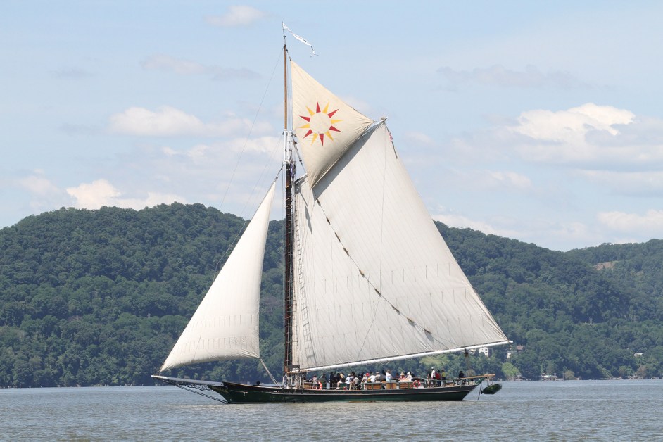 Pete Seeger’s Clearwater Sloop Ousted From NYC July 4 Parade of Tall Ships for ‘Political’ Banners Supporting Clean Water & Climate Solutions