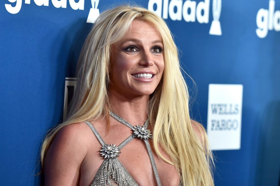 ‘New Girl’ Creator Liz Meriwether Tapped to Write Britney Spears Biopic