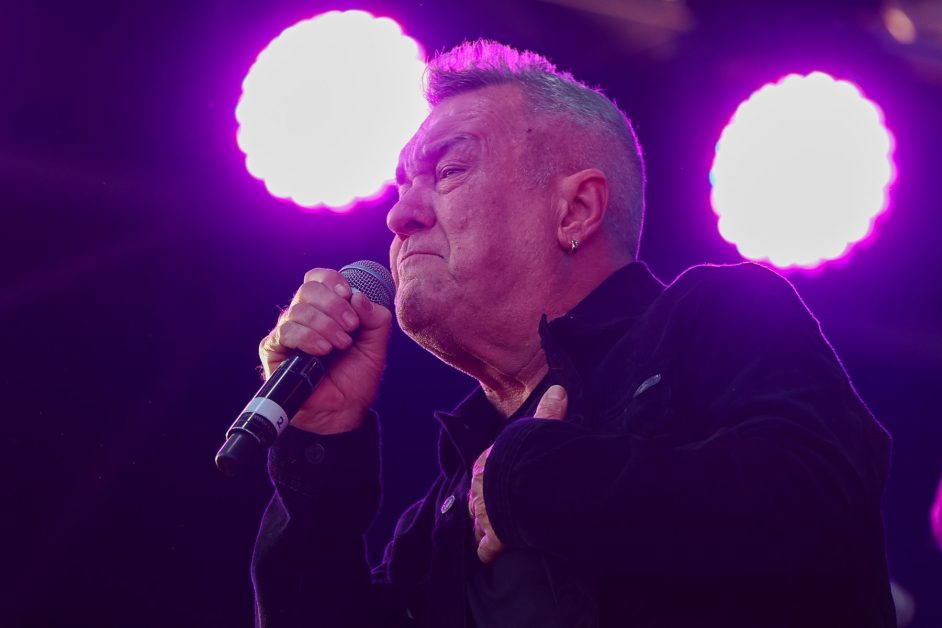 Jimmy Barnes, ICEHOUSE and More Pay Tribute to Cold Chisel Saxophonist Andy Bickers