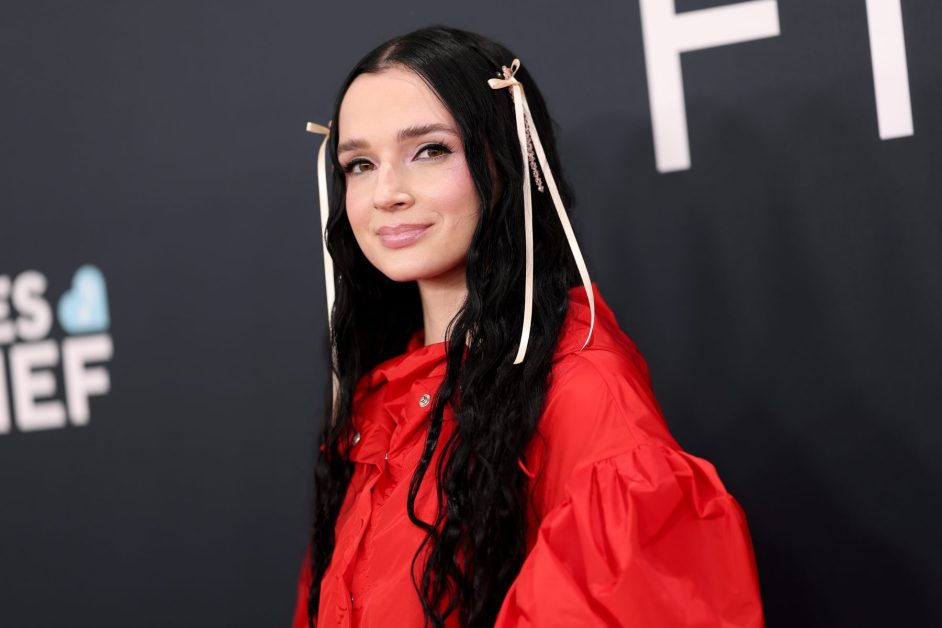 Poppy Says She Was ‘Unable to Breathe’ Amid Wildfire Smoke at Upheaval Festival