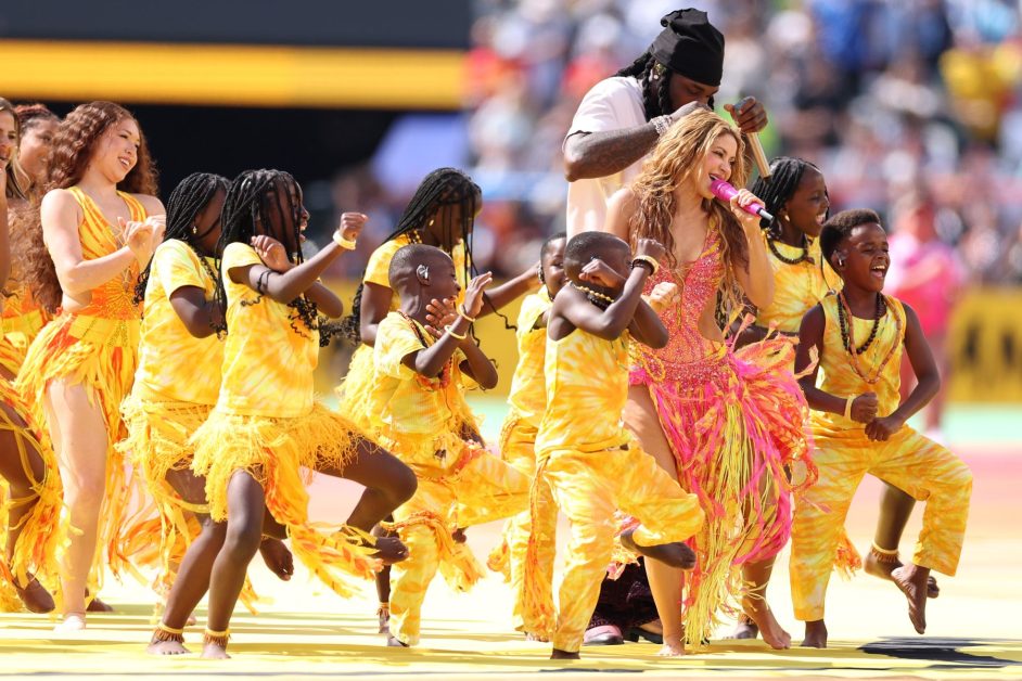 Shakira & Burna Boy’s ‘Dai Dai’ Rules Global Charts, Oasis’ ‘Wonderwall’ Hits Top Five