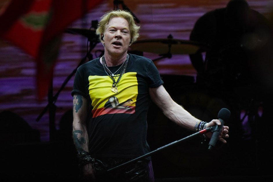 Axl Rose Reveals His Struggle With TMJ: ‘Sounds Like My Jaw’s Gonna Fall Off’
