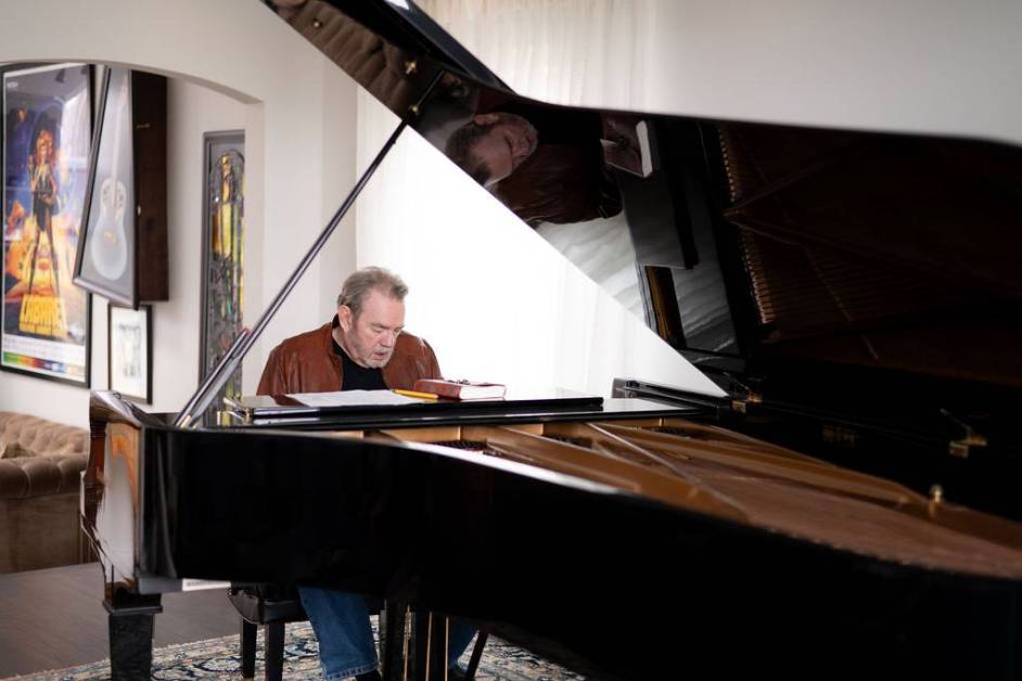 Jimmy Webb to Celebrate His 80th Birthday With Career-Spanning ‘Found Songs’ Album: ‘I’m Always 18 on the Inside’