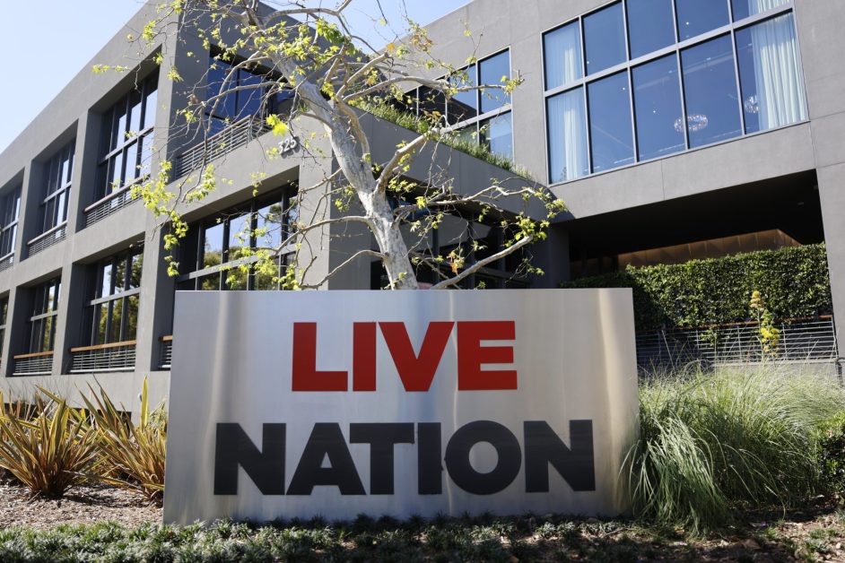 Live Nation Settles Lawsuit Over Luke Bryan Concert Brawl