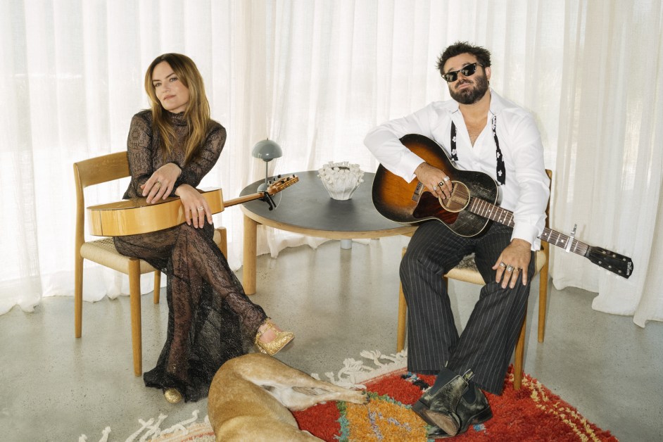How Angus & Julia Stone Captured ‘A Kind of Happiness’ on New Album ‘Karaoke Bar’