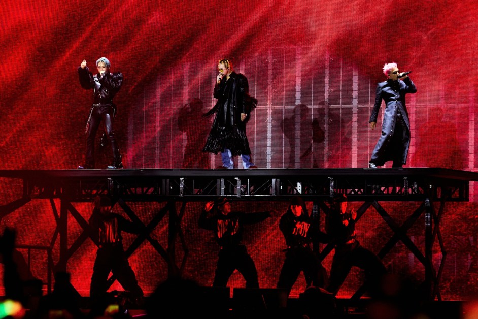 BIGBANG Celebrate 20 Years Together With MetLife Stadium Concert: 13 Best Moments