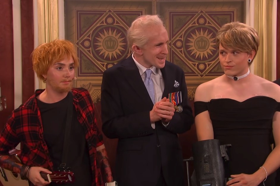 ‘SNL UK’ Cold Open Mocks Ed Sheeran for ‘Sitting on the Fence’ Amid Tour Controversy