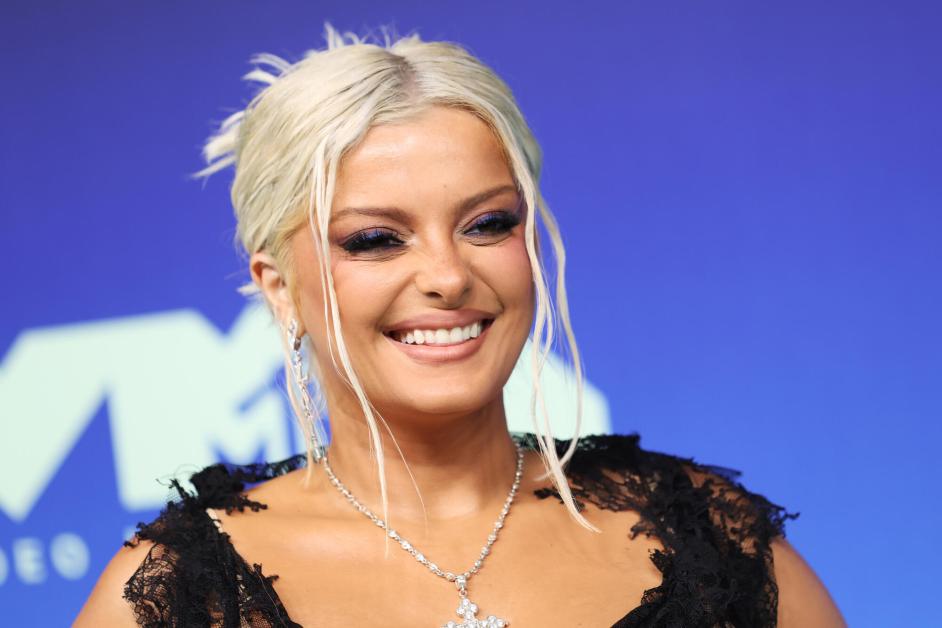 Bebe Rexha Recalls Taylor Swift’s Support After Struggling to Find a Designer to Dress Her for 2019 Grammys