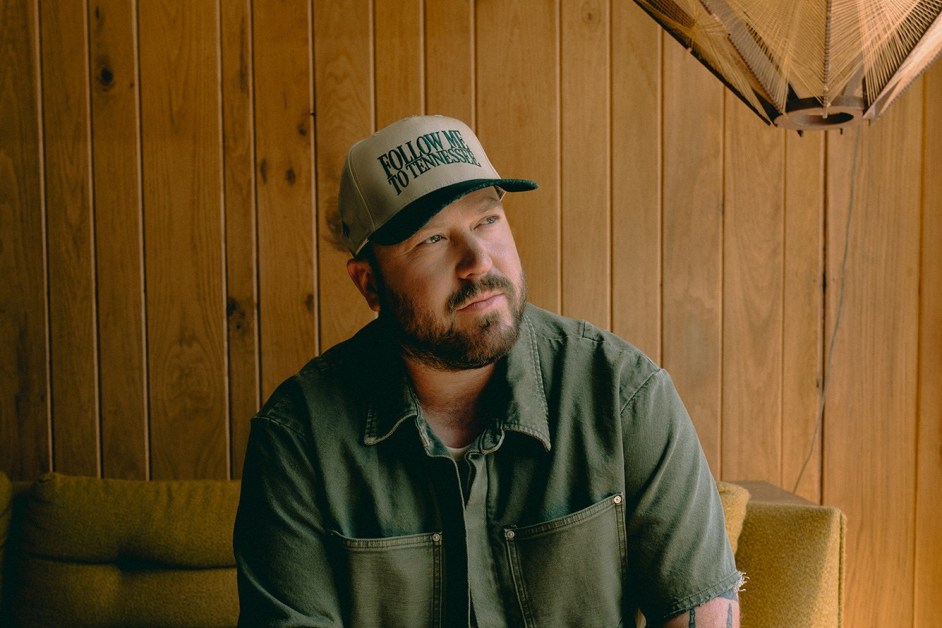 Mitchell Tenpenny On How Embracing Boundaries Inspired ‘Ain’t My Problem’: ‘This Industry Makes You Try to Please Everybody’