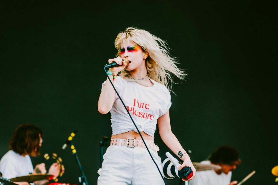 Hayley Williams Reunites With Zedd to Perform ‘Stay the Night’ for First Time in 12 Years