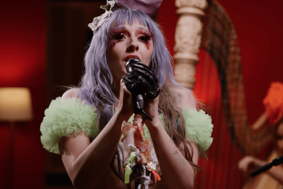 Ashnikko Covers Gwen Stefani’s ‘What You Waiting For?’ for Like A Version