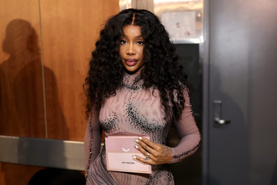 SZA Turns an Art Troll Into a Reason to Shop: ‘Being a Hater Gets Expensive, Ain’t It?’