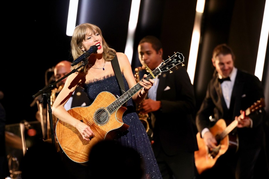 Taylor Swift Performs ‘The Fate of Ophelia’ Live for First Time at 2026 Academy Museum Gala