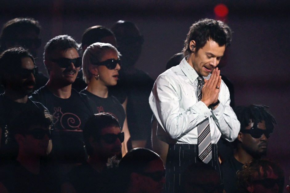 Harry Styles Quietly Reveals He’s Releasing a New Music Video for a Fan-Favorite Song